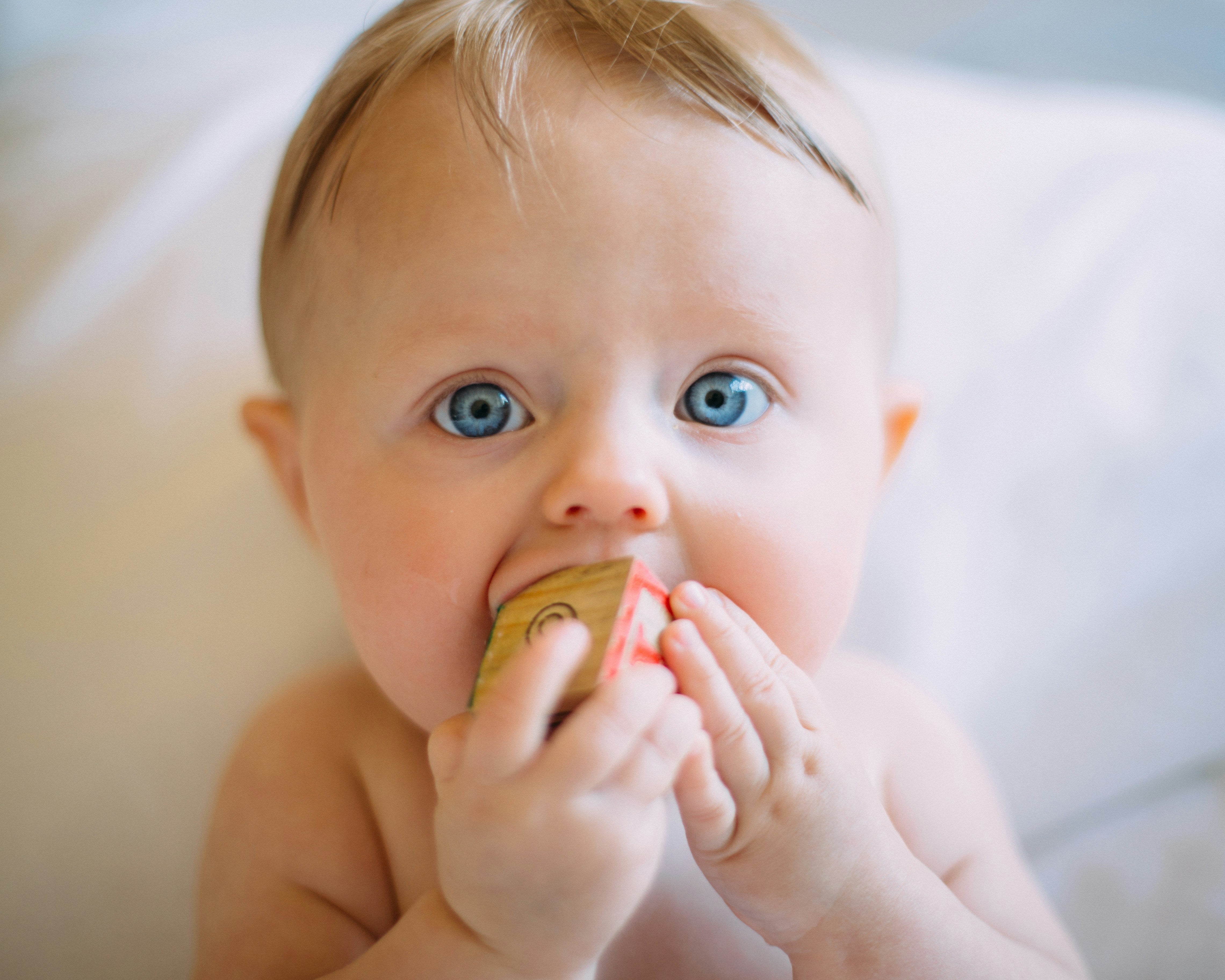 Breastfeeding and Weight Gain: How to Know If Your Baby Is Getting Enough
